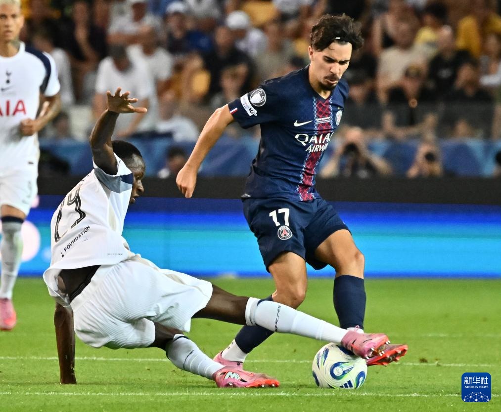 莱斯特城及 莱斯特城及