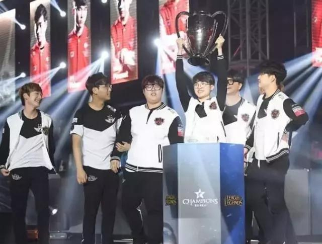 引擎中更容 引擎中更容